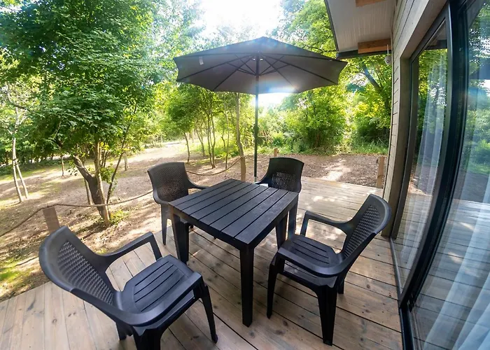 Lägenhet Ecopark Tuzlata екопарк тузлата *