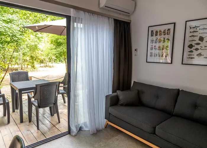 Апартамент Ecopark Tuzlata екопарк тузлата