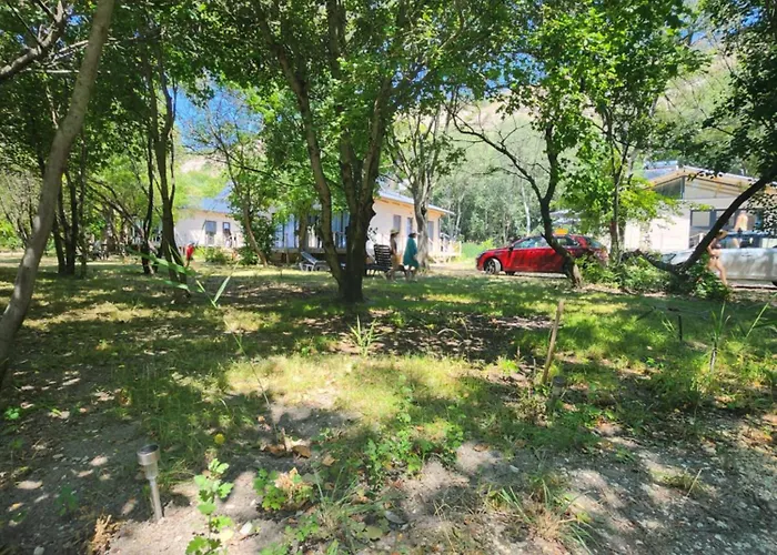 Ecopark Tuzlata екопарк тузлата Апартаменти *